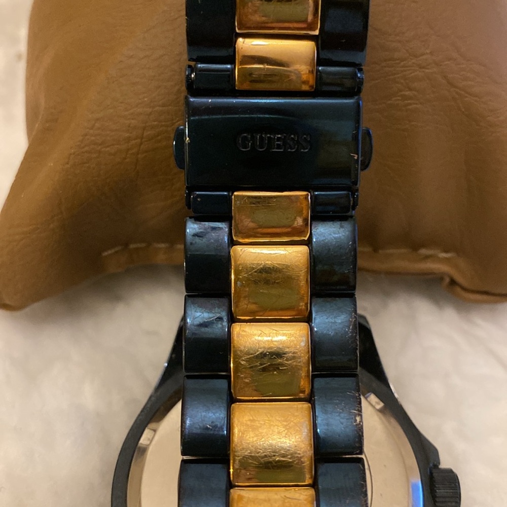 Guess Watch - Picture 3 of 8